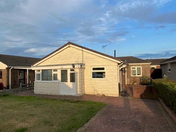 3 Bedroom Detached Bungalow To Rent In Nightingale Close, Caldicot, NP26