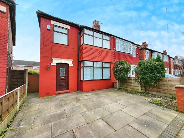 3 Bedroom Semi-Detached House To Rent In Ilkley Crescent, Reddish, Stockport, SK5