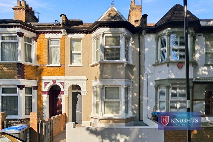 3 Bedroom House For Sale In Chester Road, London, N9