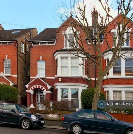3 Bedroom Flat To Rent In Mayford Road, London, SW12