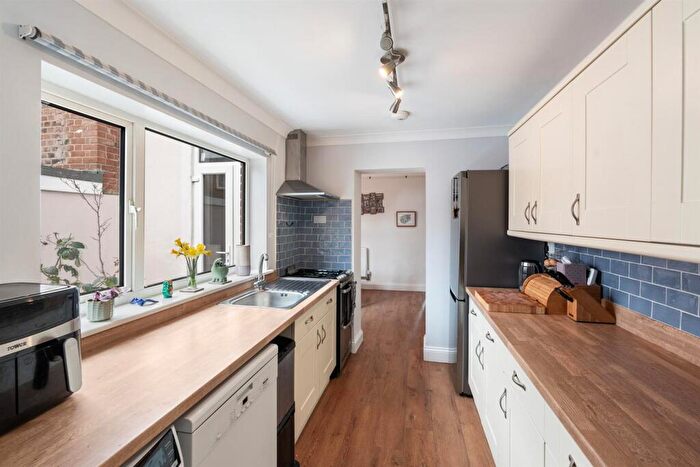 3 Bedroom Terraced House For Sale In Cambridge Street, Norwich, NR2