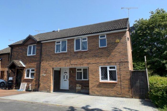 3 Bedroom Semi-Detached House To Rent In Conway Close, Chandler's Ford, Eastleigh, SO53