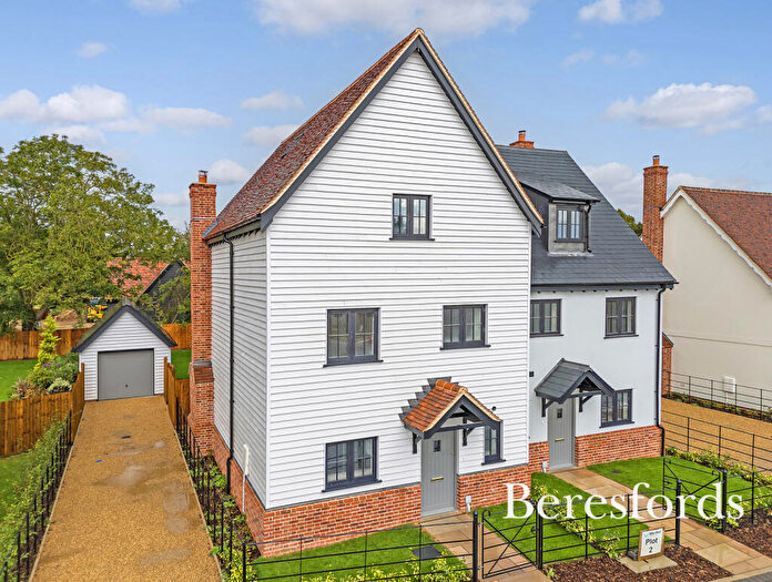 4 Bedroom Semi-Detached House For Sale In Brent Hall Road, Finchingfield, CM7