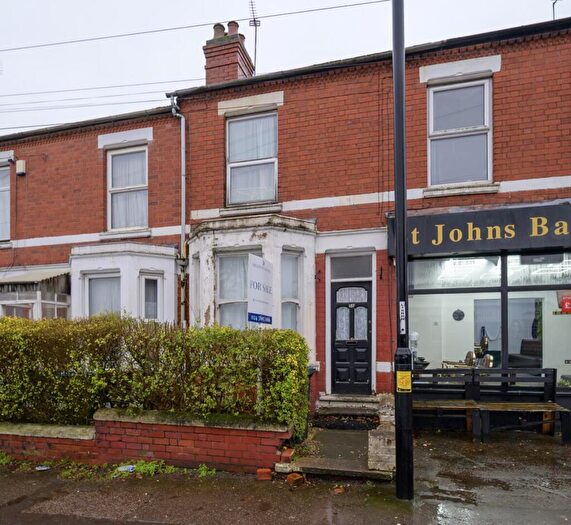 3 Bedroom End Of Terrace House For Sale In Hearsall Lane, - No Onwards Chain, CV5