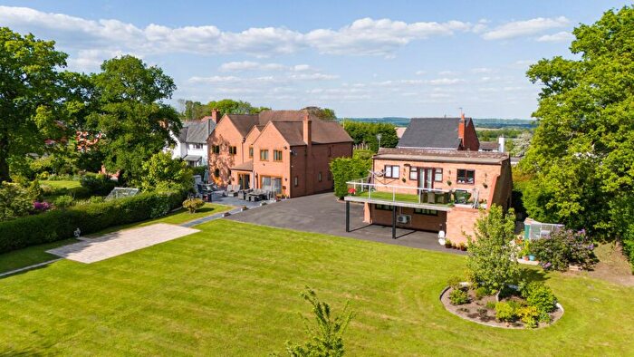 4 Bedroom Detached House For Sale In The Ridgeway, Astwood Bank, B96