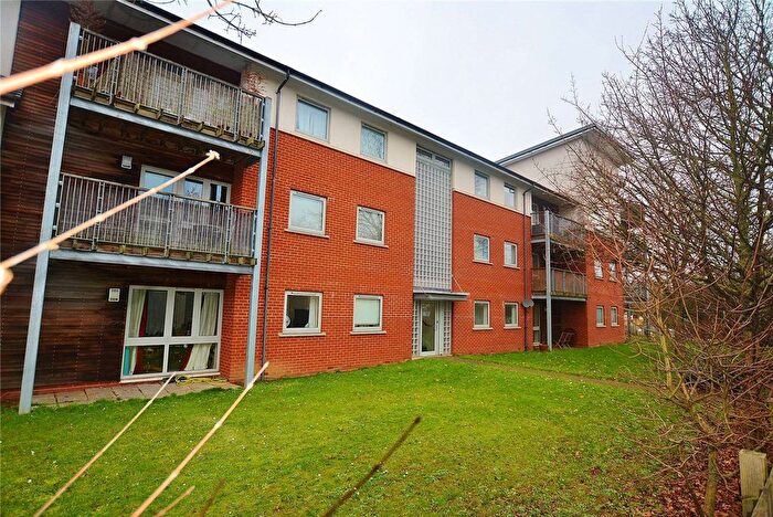1 Bedroom Flat To Rent In Hartswood Close, Bushey, WD23