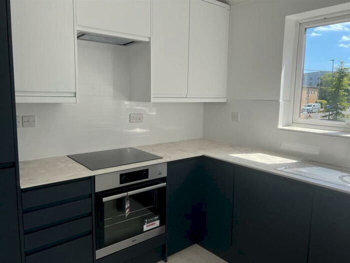 1 Bedroom Apartment To Rent In Black Swan Close, Pease Pottage, Crawley, RH11