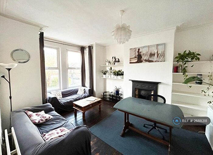 1 Bedroom Flat To Rent In Belmont Road, London, N15