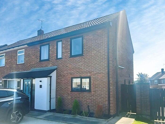 3 Bedroom Property To Rent In Avon Court, Peterborough, PE4