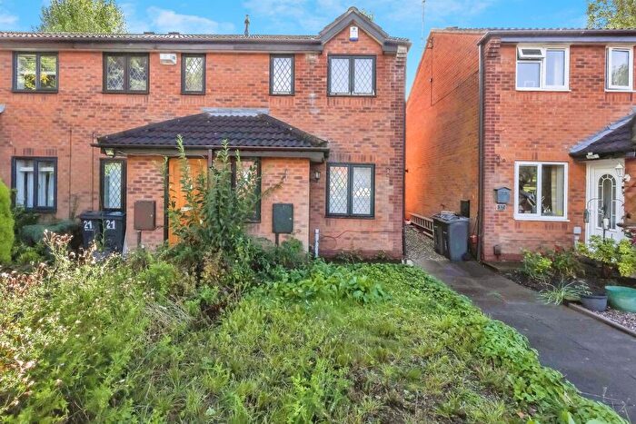 2 Bedroom End Of Terrace House For Sale In Kinwarton Close, Birmingham, B25