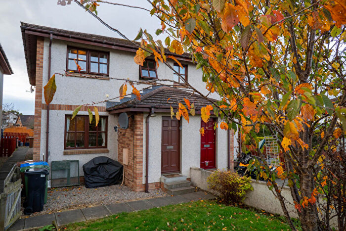 2 Bedroom Flat For Sale In Towerhill Crescent, Inverness, IV2