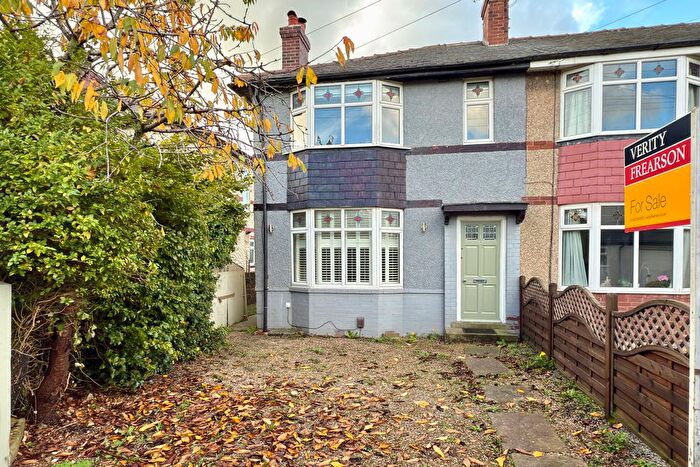 3 Bedroom Semi-Detached House For Sale In Wharfedale Place, Harrogate, HG2