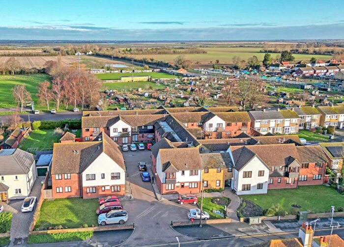2 Bedroom Apartment For Sale In The Mallards, High Street, Great Wakering, Southend On Sea, SS3