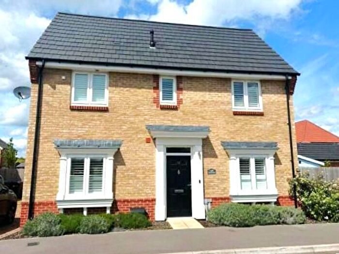 3 Bedroom Property To Rent In Send, Surrey, GU23