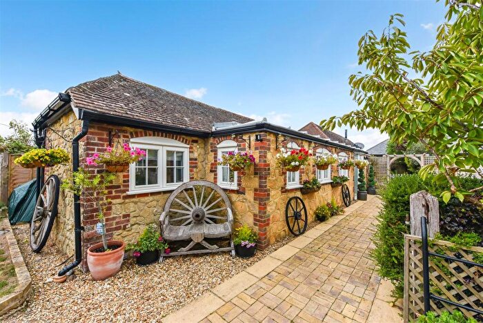 3 Bedroom Barn Conversion For Sale In Chichester Road, Selsey, Chichester, PO20