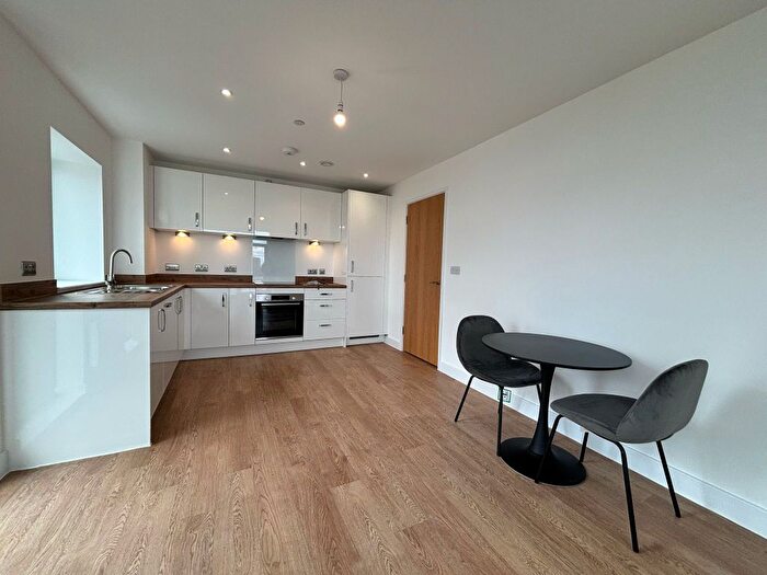 1 Bedroom Flat To Rent In Furness Quay, Salford, M50