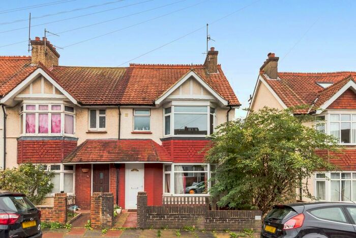 7 Bedroom End Of Terrace House To Rent In Hollingdean Terrace, BN1