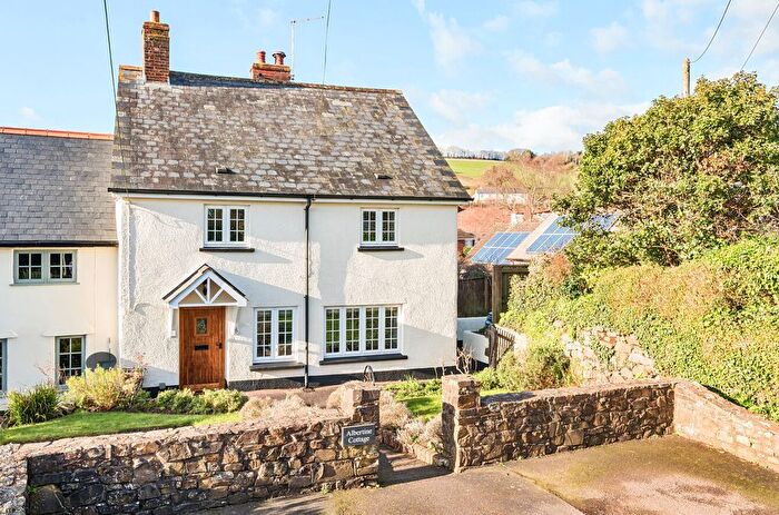 4 Bedroom End Of Terrace House For Sale In King Street, Silverton, Exeter, Devon, EX5