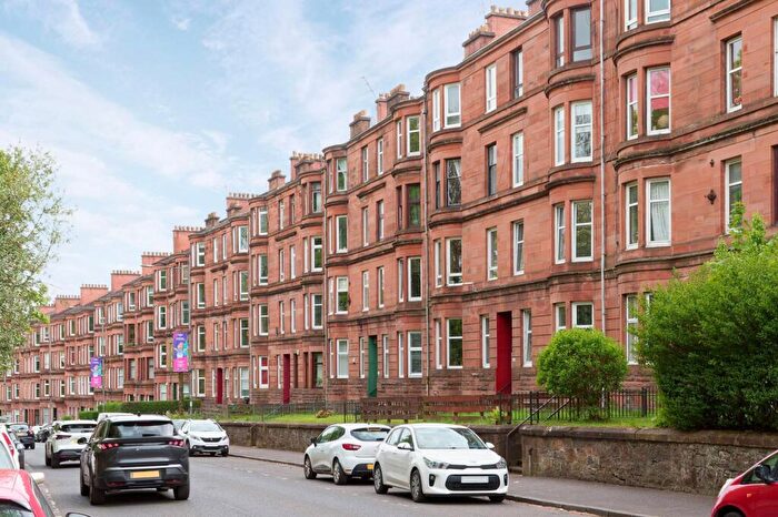 2 Bedroom Flat For Sale In / Tollcross Road, Tollcross, Glasgow, G32
