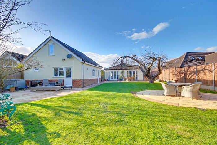 5 Bedroom Detached Bungalow For Sale In Colnefields, Somersham, PE28