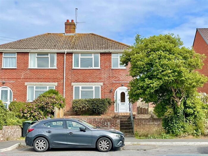3 Bedroom Semi Detached House For Sale In Markham Avenue, Weymouth, DT4