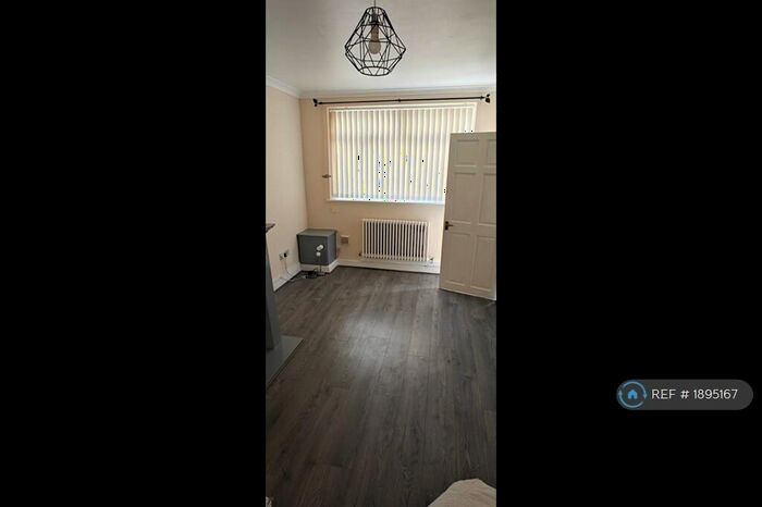 3 Bedroom Terraced House To Rent In Clemmey Drive, Bootle, L20