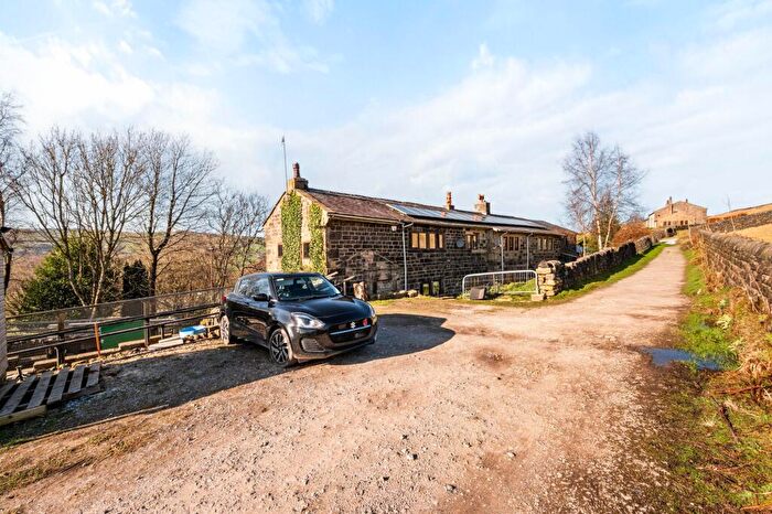 6 Bedroom Detached House For Sale In Lee Bottom Road, Todmorden, OL14