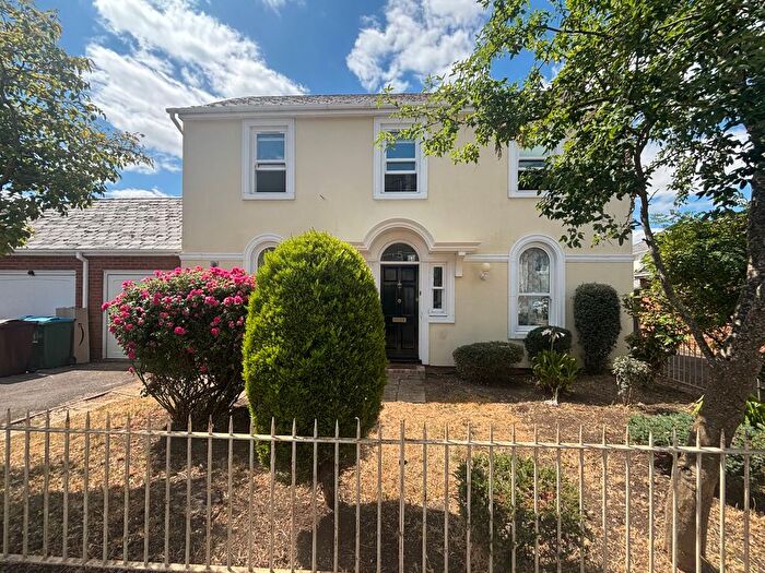 3 Bedroom Property To Rent In Ayleswater, Aylesbury, HP19