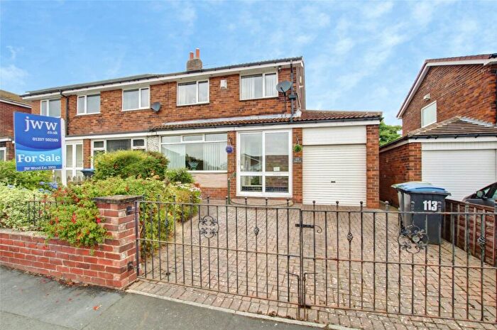 3 Bedroom Semi-Detached House For Sale In Greenways, Delves Lane, Consett, DH8