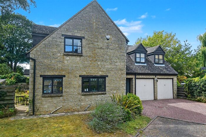 4 Bedroom Detached House For Sale In Dibbin Close, Weldon, NN17