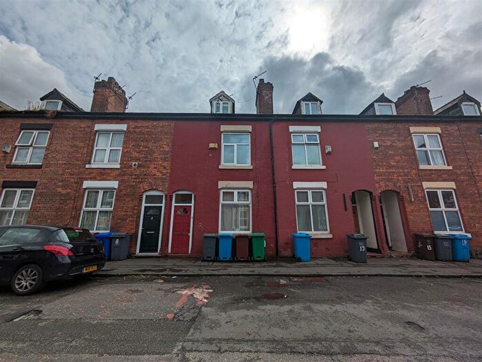 4 Bedroom Private Hall To Rent In Rippingham Road (), Withington, Manchester, M20