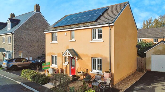 4 Bedroom Detached House For Sale In Rhes Brickyard Row, Llanelli, SA15