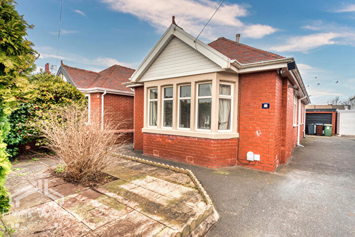 2 Bedroom Bungalow For Sale In Baltimore Road, Lytham St. Annes, Lancashire, FY8