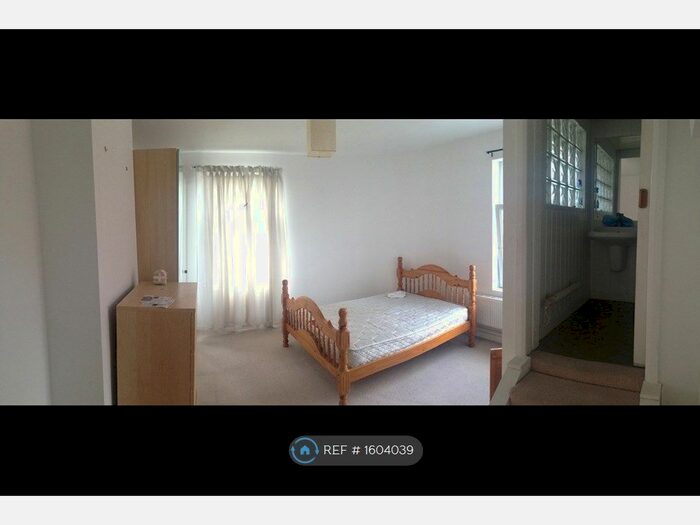 2 Bedroom Terraced House To Rent In Kilnhurst Road, Rawmarsh, Rotherham, S62