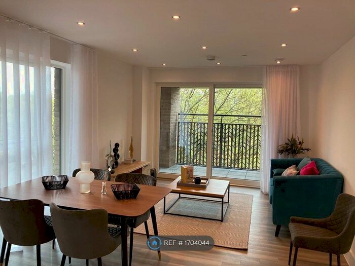 1 Bedroom Flat To Rent In Carmelia House Aerodrome Road, London, NW9