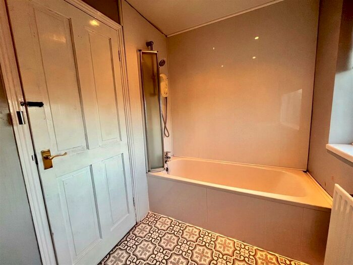 2 Bedroom End Of Terrace House To Rent In Forth Court, South Shields, NE34
