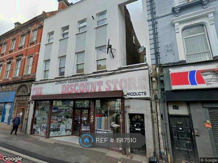 Studio To Rent In Stoke Newington High Street, London, N16