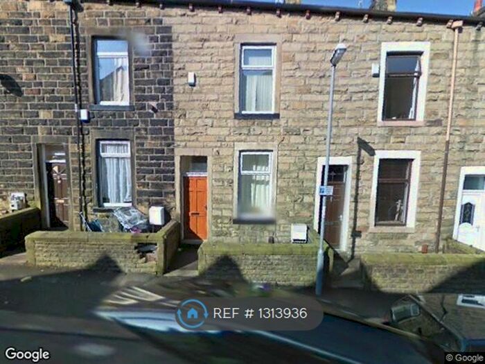 3 Bedroom Terraced House To Rent In Derby Street, Colne, BB8