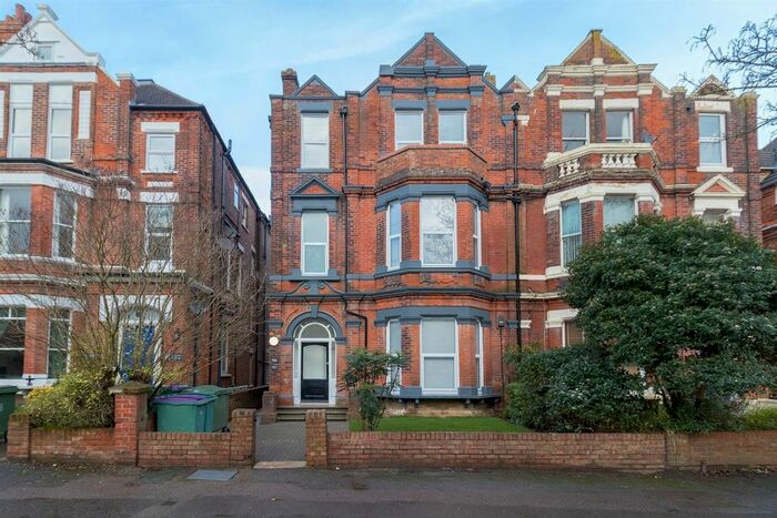 2 Bedroom Flat To Rent In Bouverie Road West, Folkestone, CT20