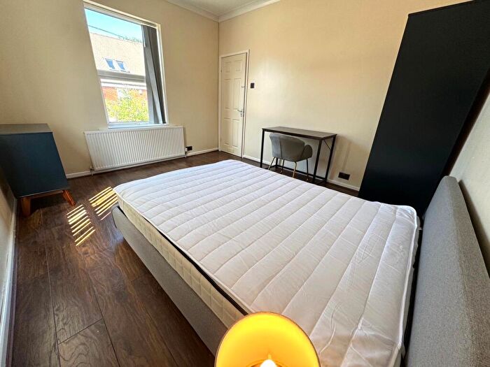 3 Bedroom End Of Terrace House To Rent In Enderley Street (Bed), Newcastle-under-Lyme, ST5