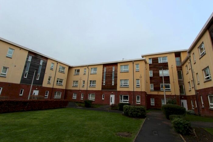 3 Bedroom Flat To Rent In New Mart Place, Slateford, Edinburgh EH14
