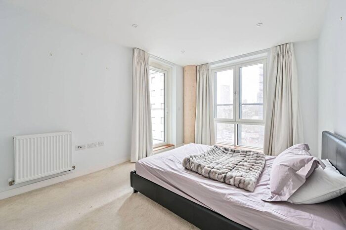 1 Bedroom Flat For Sale In Blackfriars Road, Southwark, London, SE1