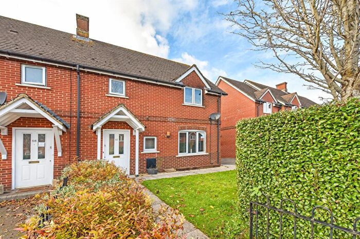 3 Bedroom Semi-Detached House For Sale In Johnson Way, Ludgershall, Andover, SP11