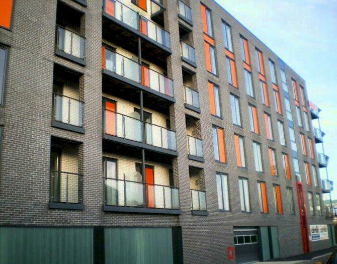 2 Bedroom Apartment To Rent In Springfield Court, Salford, Manchester, M3