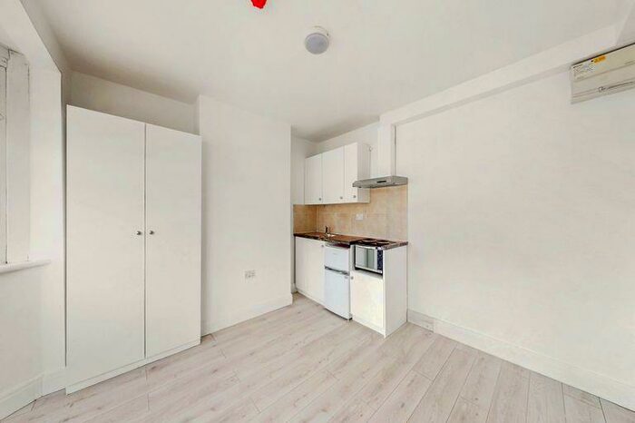 Studio To Rent In Northolt Road, Harrow, HA2