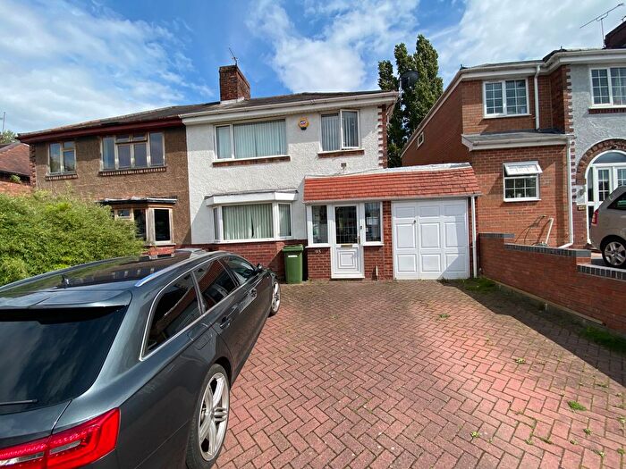 3 Bedroom Semi-Detached House To Rent In Oxbarn Avenue, Wolverhampton, WV3