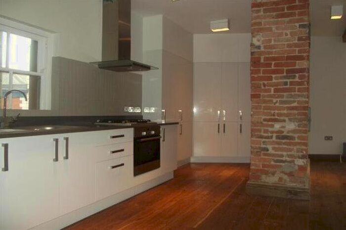 1 Bedroom Flat To Rent In George Street, Nottingham, NG1