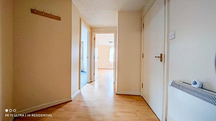 1 Bedroom Flat For Sale In Marathon Way, West Thamesmead, SE28