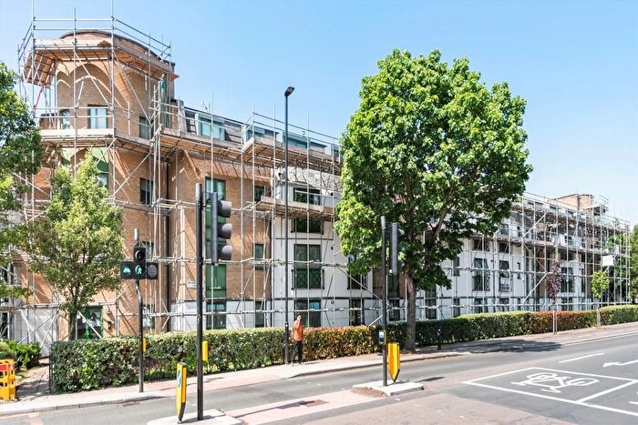 2 Bedroom Flat To Rent In Greenford Road, Greenford, UB6