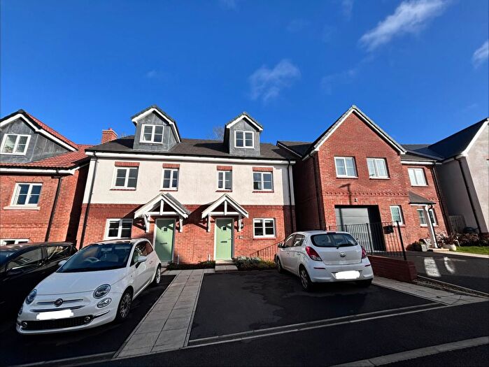 3 Bedroom Semi Detached House To Rent In Fieldfare Crescent, Exmouth, EX8